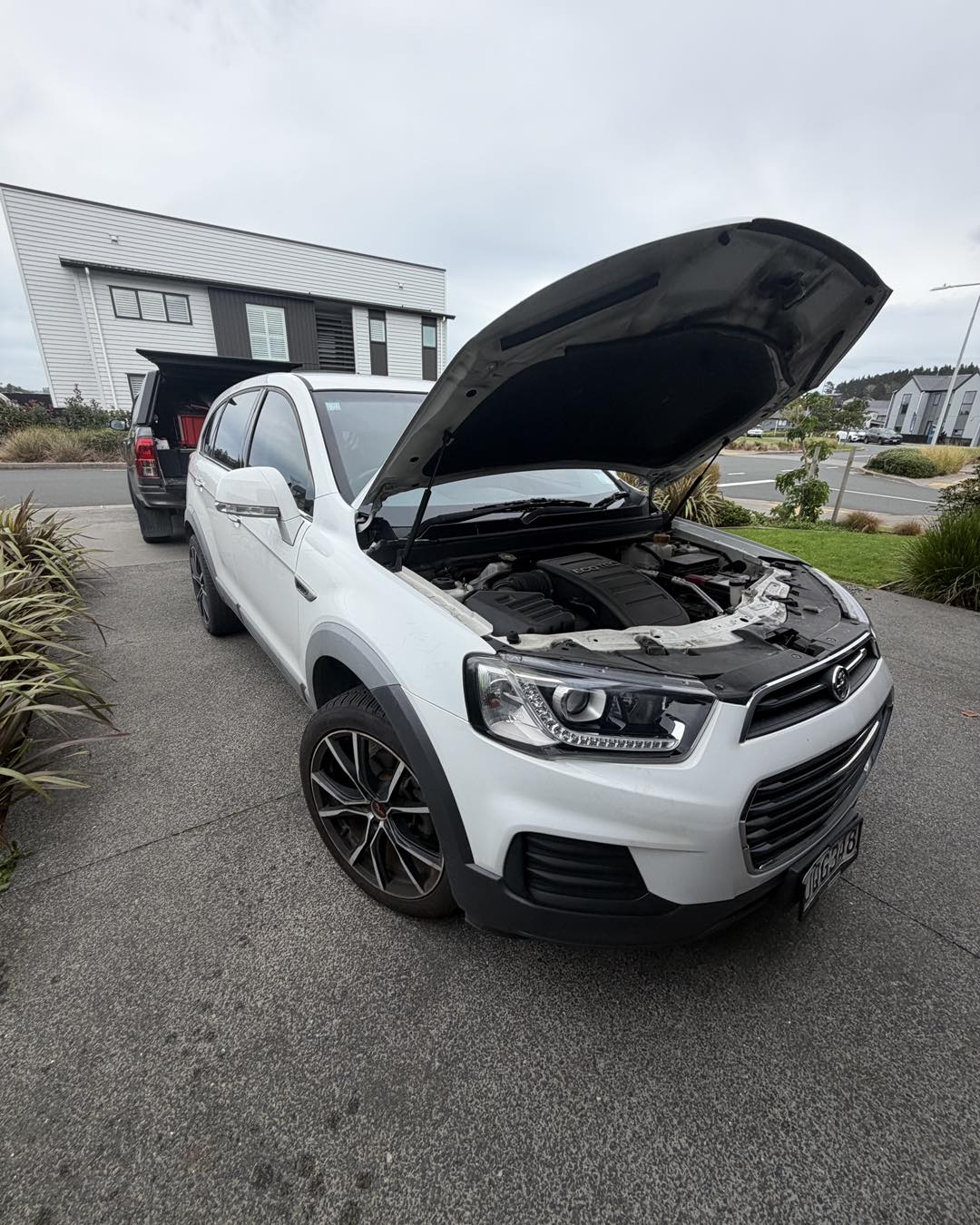 Driveway Service: Holden Captiva